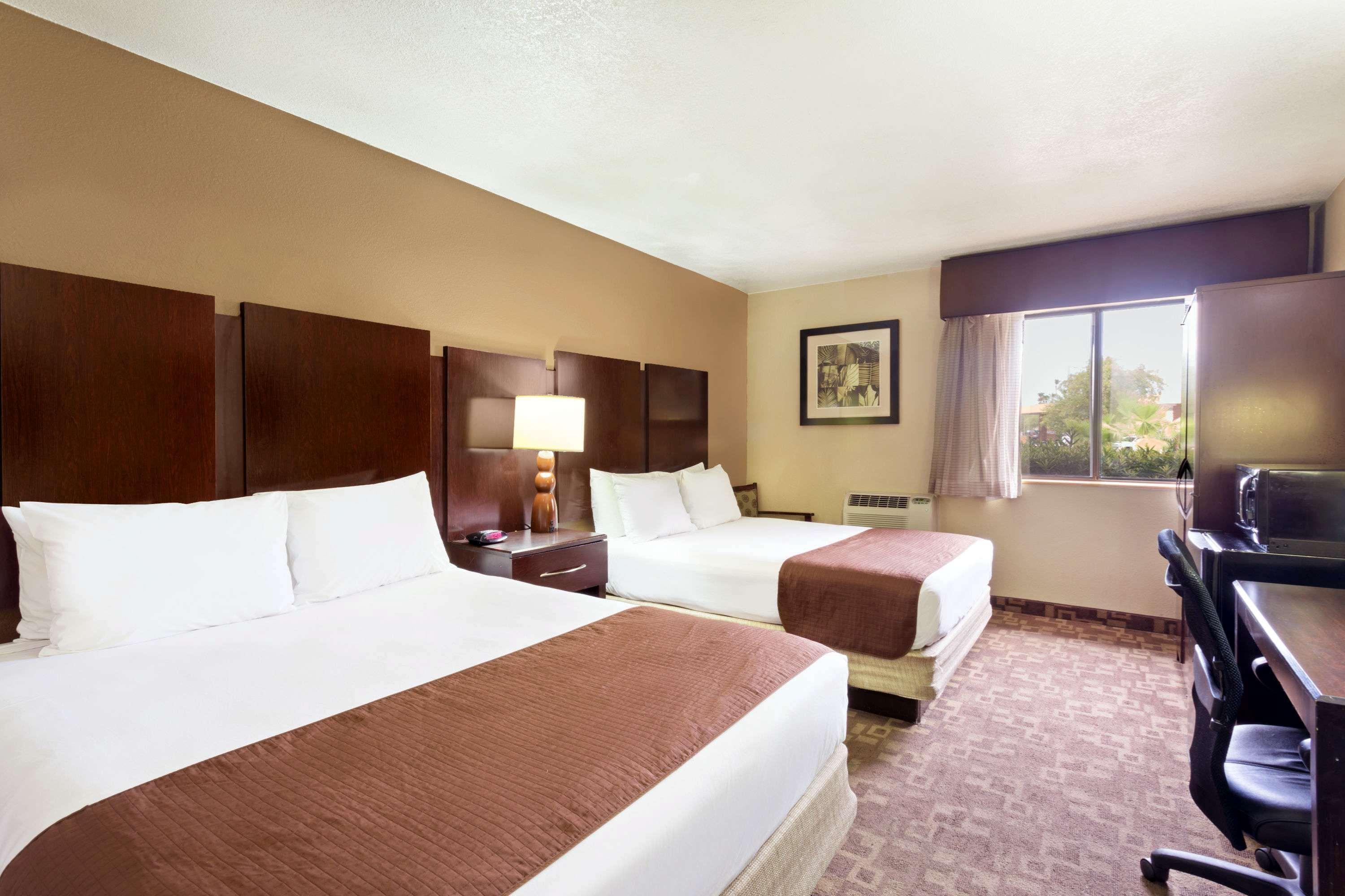 Super 8 By Wyndham Chandler Phoenix Buitenkant foto